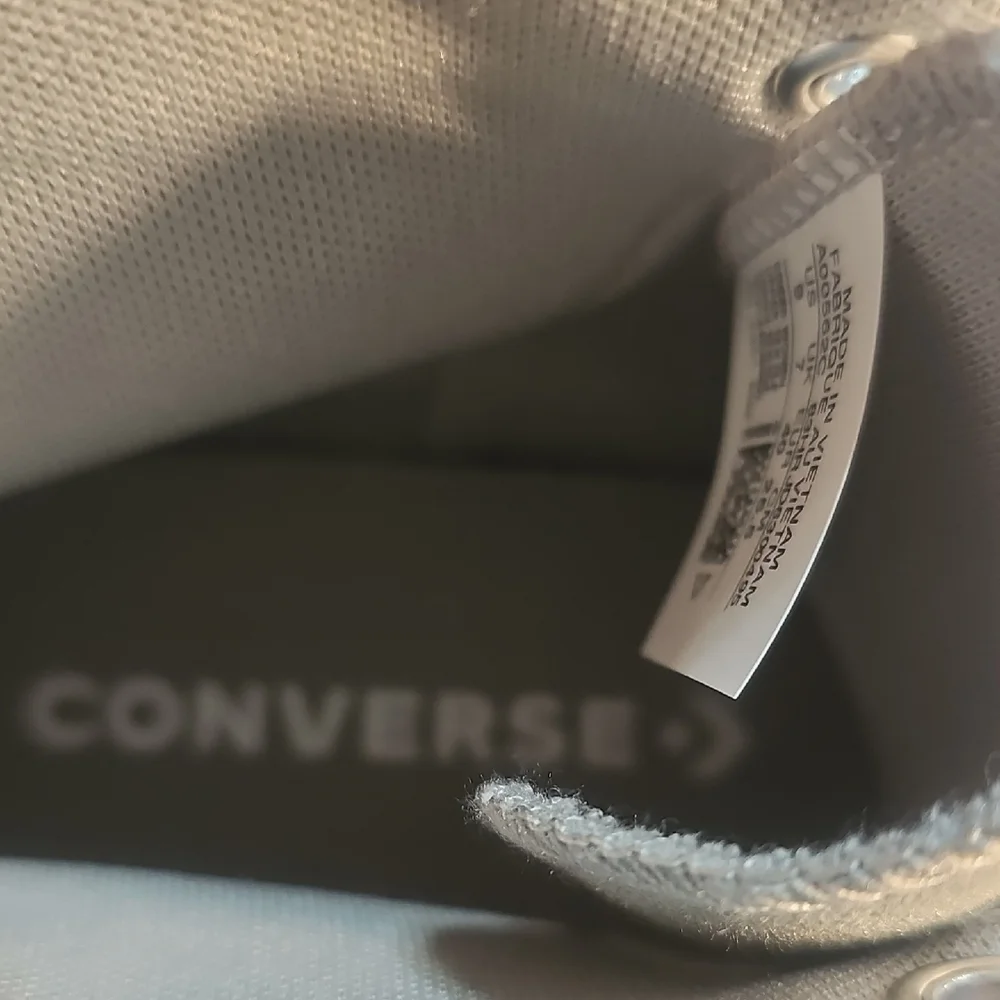 Stylish Converse Platform Gray High-Top Sneakers NWOT